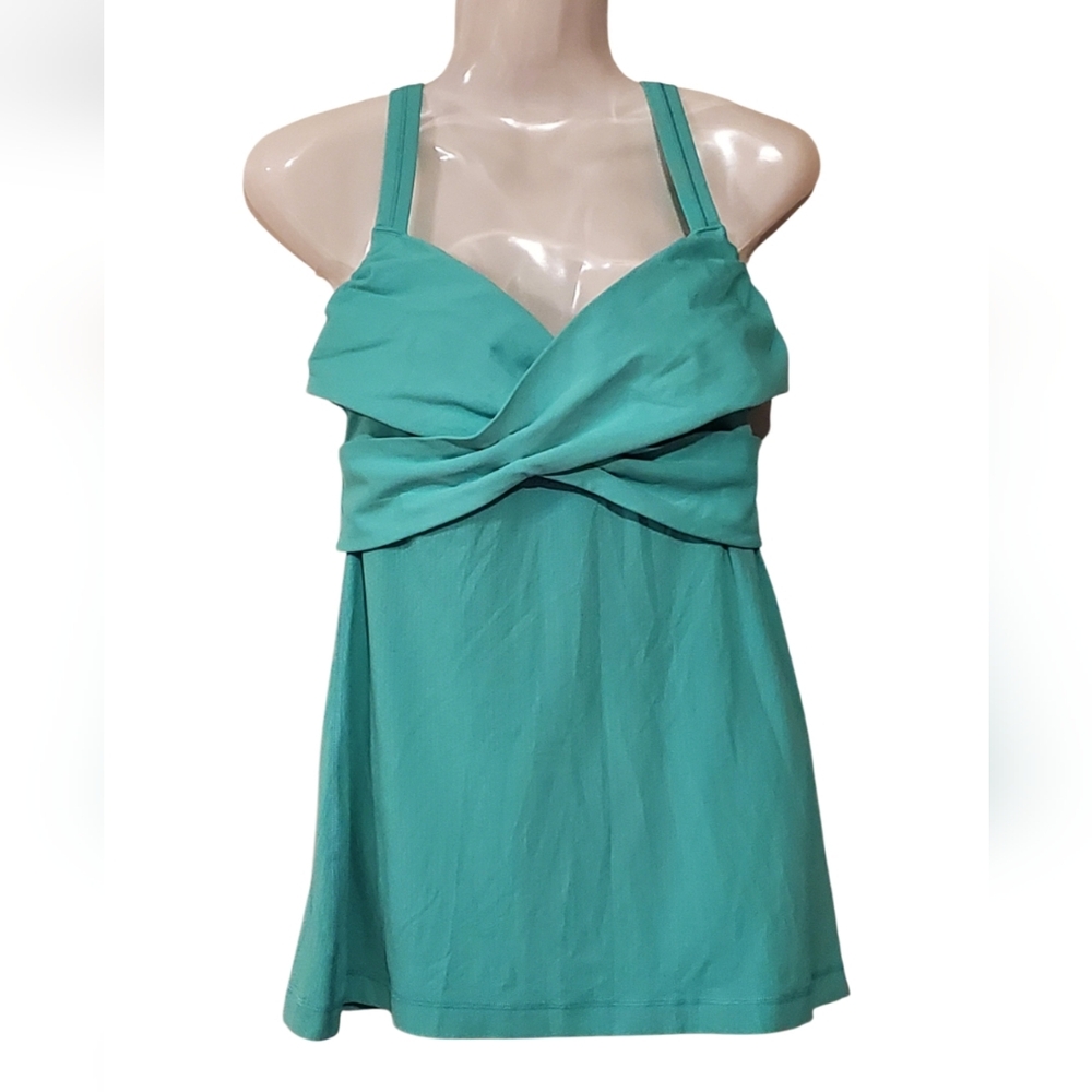 LULULEMON SIZE 8.